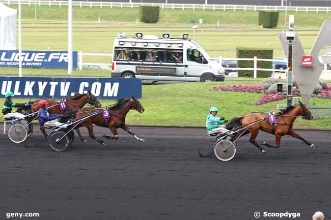 BIANCA DE LOU (Ready Cash-Prima Dona de Lou)