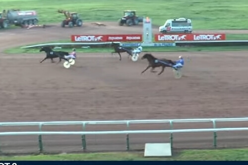 KERU DE LOU ( Real de Lou- Bellissima de Lou)