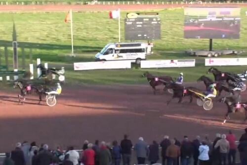 HACIENDA DE LOU (Niky-Venezia de Lou)...