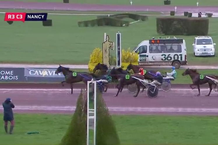 KALMIO DE LOU (Express jet-Dalmia de Lou)...