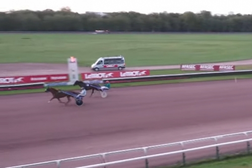 KATIA DE LOU (Love you-Pareastern de Lou)...