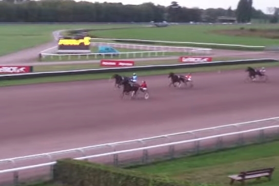 KAHAMA DE LOU ( Eridan-Bahama de Lou)...