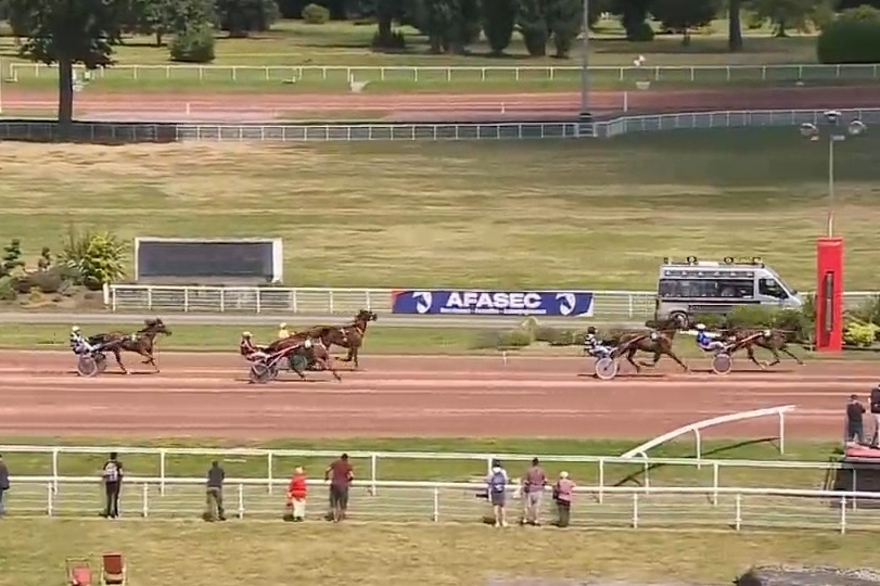 .KAPITANO DE LOU(Brillantissime-Tania de Lou)..