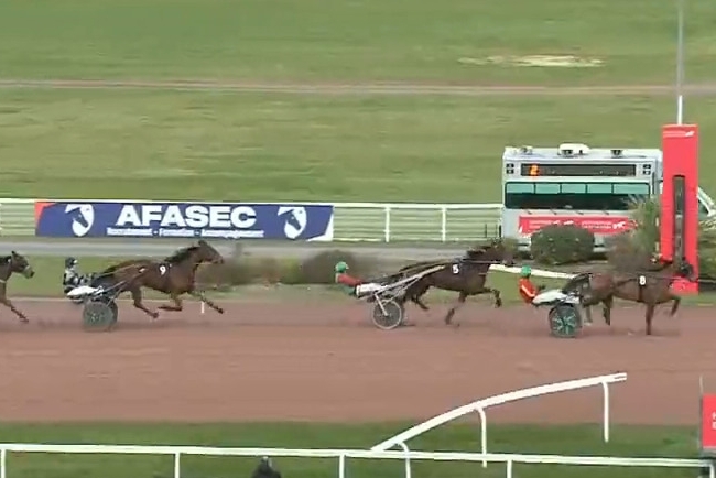 KOURGA DE LOU (Face time bourbon-Aosta de Lou par Goetmals wood)