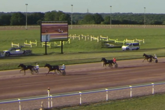 MAMAORA DE LOU (Village Mystic-Divina de lou par Real de Lou)...