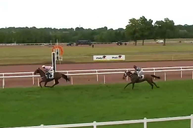 LOU MARINA (Kapgarde- Lou Emerald par Turgeon)...