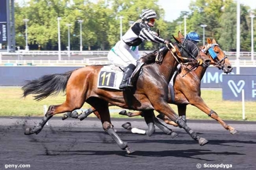 MAMAORA DE LOU (Village Mystic-Divina de lou par Real de...