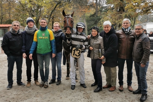 BONNE ANNEE A TOUS...