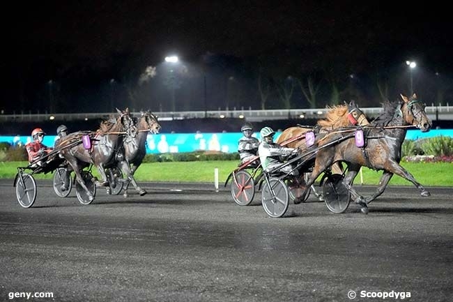 MANDARINA DE LOU ( Love you-Saba du vivier par Ganymede)...