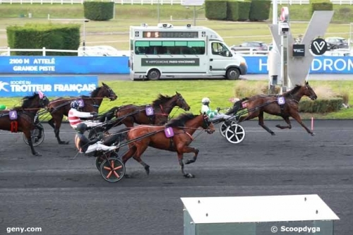 LUNDU DE LOU (Real de Lou et Ukraine du vivierpar Nice...