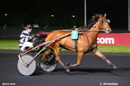 EPONA DU PASSAGE (Real de Lou-Tiou Girl)