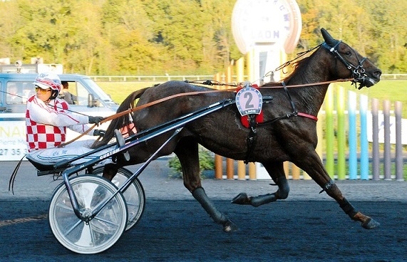 BARRIO DE LOU (Ganymede-Ruanita de Lou)